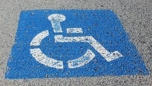 Gemeente heft gehandicaptenparkeerplaatsen op