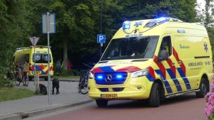 Persoon gereanimeerd na val in sloot
