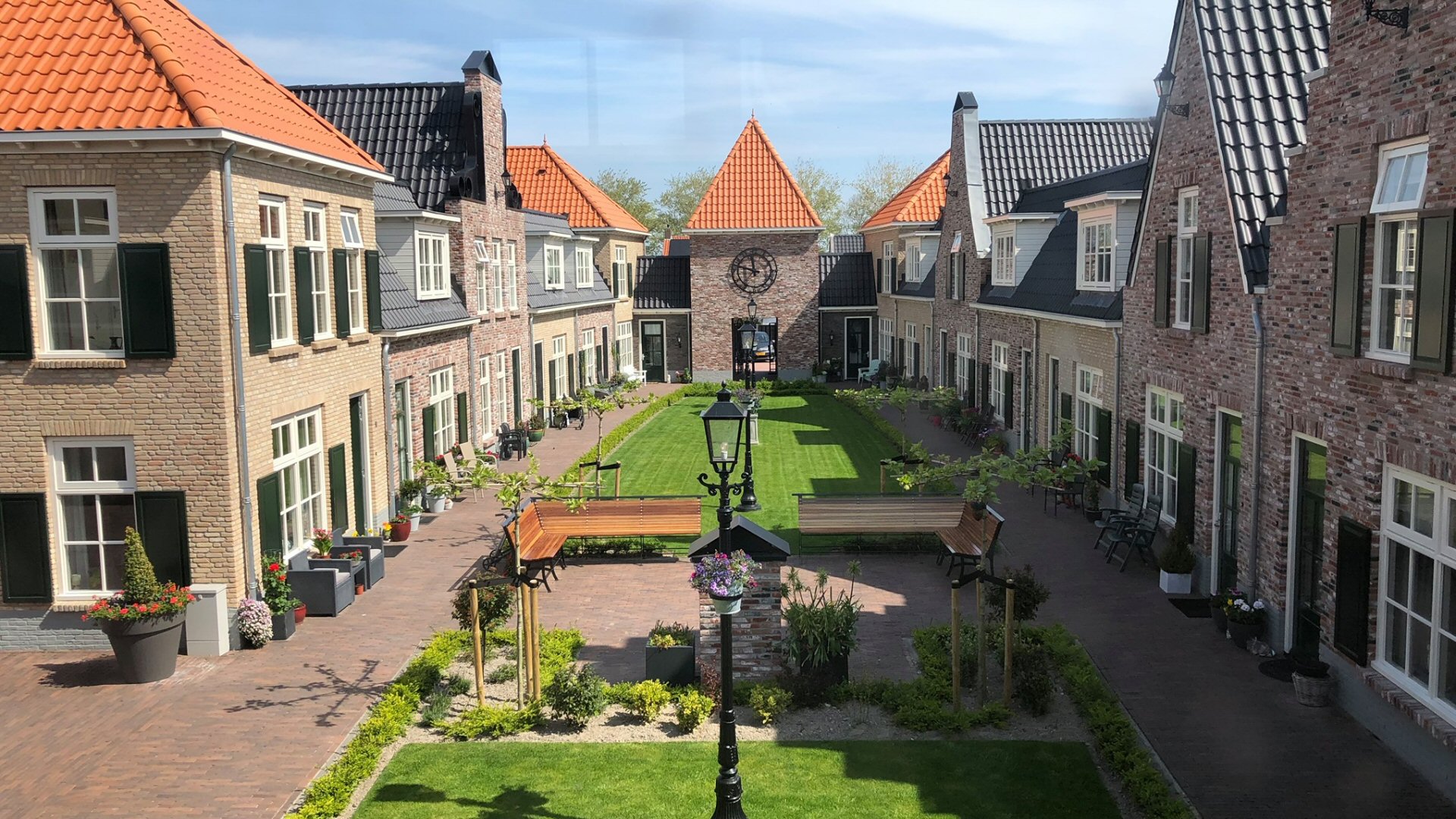 Hollands Kroon zet zich in voor hofwoningen