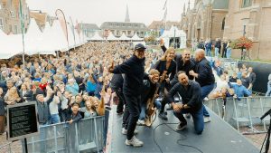 Popweekend zondag – Veel wind, (bijna) droog