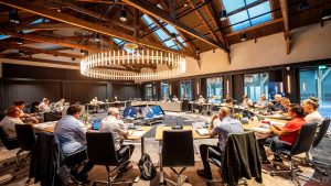 Gemeenteraad Den Helder akkoord met uitbreidingsplannen surfschool High5
