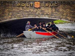 Waterscouts roeiend het seizoen uit
