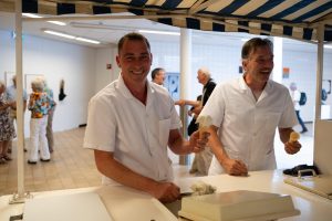 Kunstexpositie IJssalon Aris Laan loopt nog tot 1 september