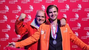 Dirkshorner installeert zich bij wereldtop
