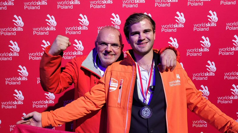 Dirkshorner installeert zich bij wereldtop