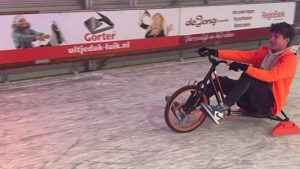 Zo snel mogelijk over het ijs fietsen