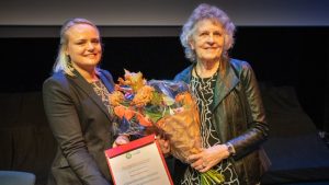 Schagen Compliment voor Annie Kloosterboer