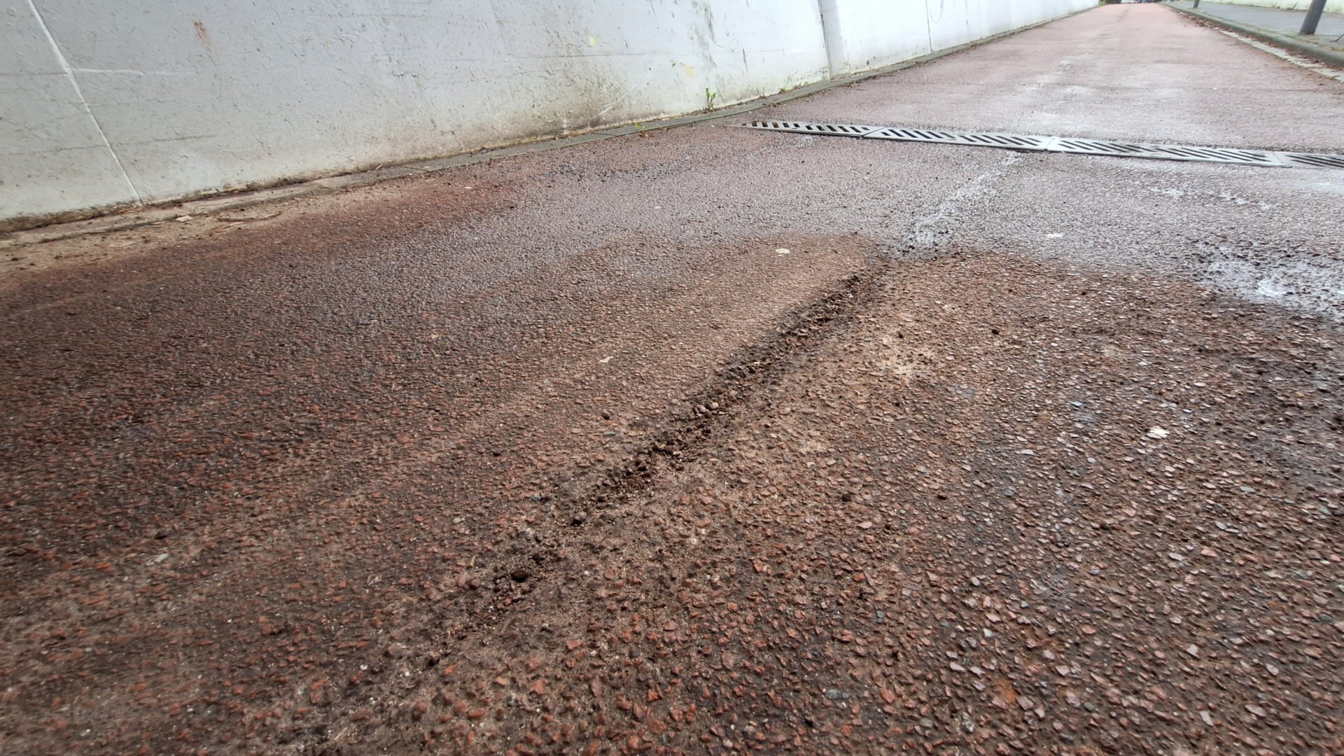 “Wegdek tunnel is slecht, maar niet onveilig”