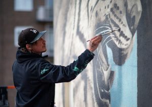 De Jurk van Museum Kaap Skil komt op een muur