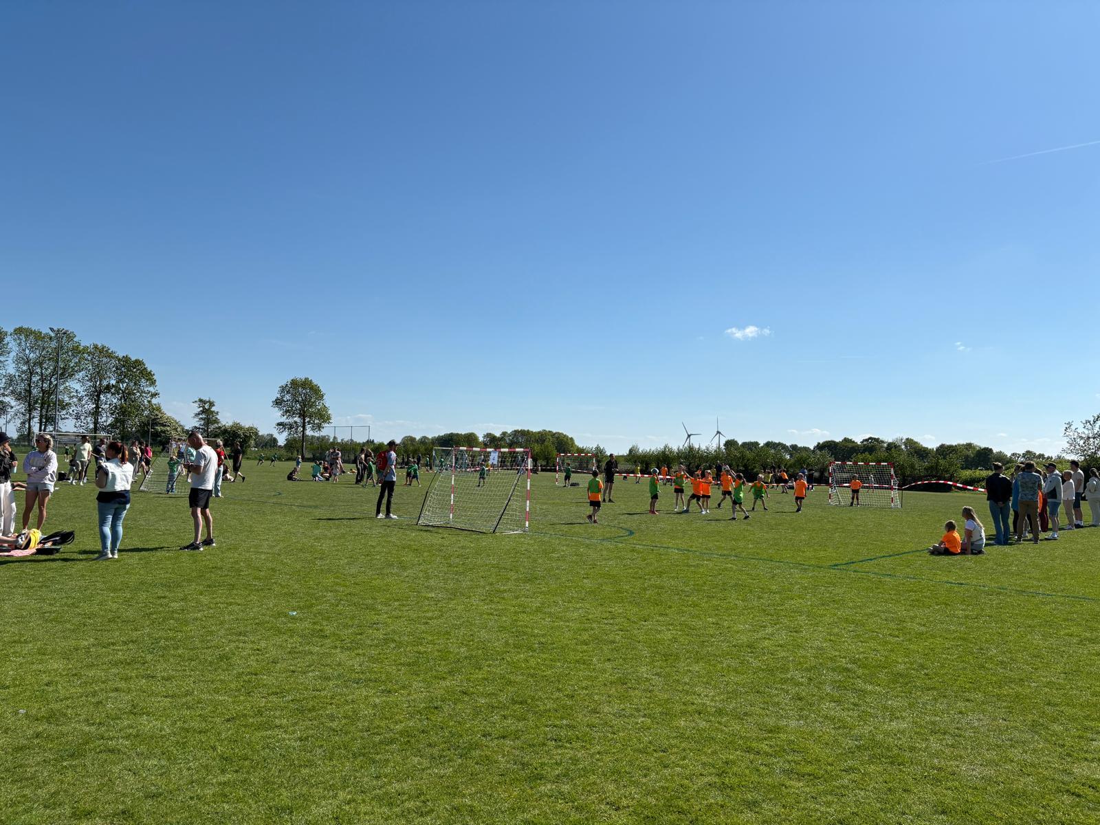 Succes voor De Snip bij schoolhandbaltoernooi