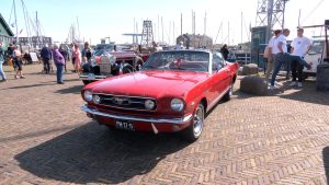 Video: De terugkeer van de historische rondrit in Den Helder
