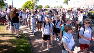 Video: 40e avondvierdaagse Julianadorp van start