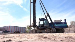 Video: Eerste paal geslagen voor nieuwe pand Probedrijven in Den Helder