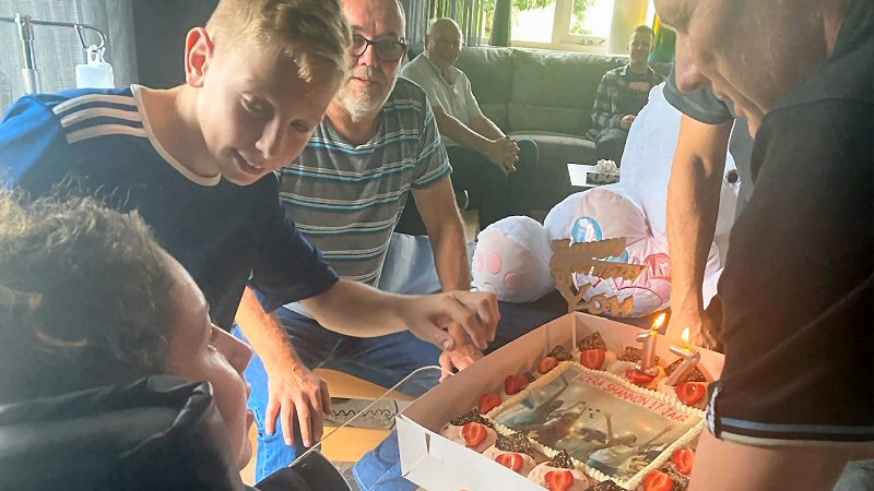 Shannon viert verjaardag thuis