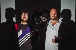 Frank en Dennis vieren jubileum Stennis met 25 uur live radio