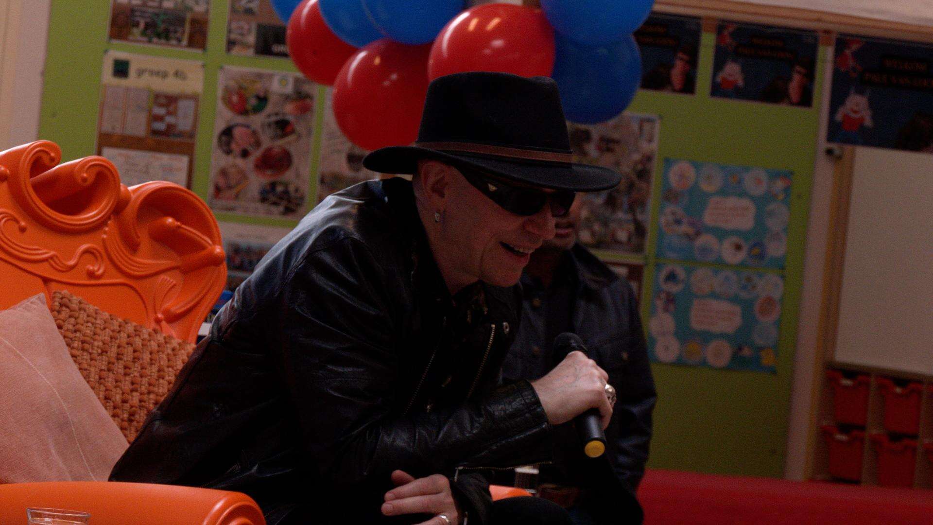 Video: Paul van Loon speciale gast op basisschool De Dijk