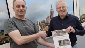 Heddes krijgt stoepenbeeldbank van JessLokaal