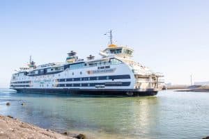 Veerhavens Texel en Den Helder aan eind levensduur, vervanging laat op zich wachten