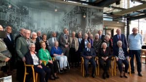 Video: Burgemeester Jan de Boer feliciteert echtparen met 60-jarig huwelijk
