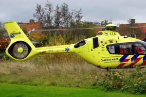 Drone verhindert dat traumahelikopter kan opstijgen in Lutjewinkel