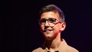 Turan (10) zet zich in voor alle kinderen