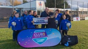 VriendenLoterij steunt voetbalvereniging Winkel met 5.000 euro