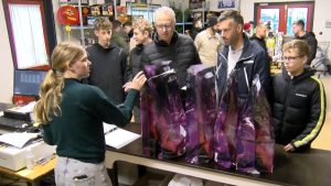 Video: Start vuurwerk verkoop in Middenmeer