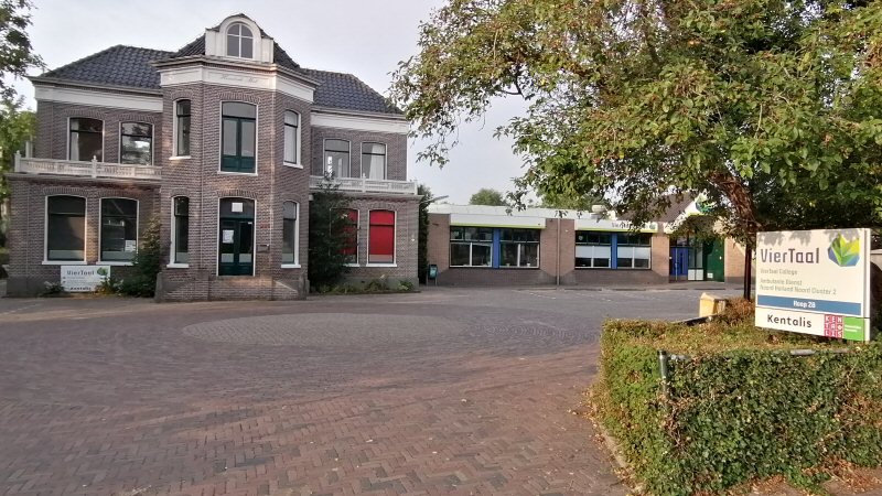 Oekraïense vluchtelingen in school