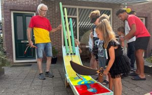 Spel plezier en saamhorigheid in de Visbuurt