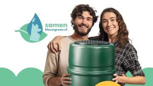 Gemeente Den Helder geeft in samenwerking met Samen Blauwgroen honderd regentonnen weg