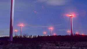 Rood licht voor uitzetten windmolenlampjes
