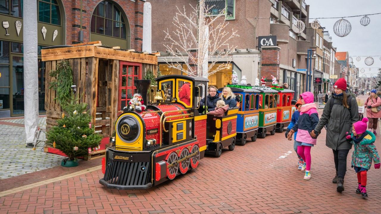 Helderse binnenstad maakt zich klaar voor X-Mas Shopping Weekend