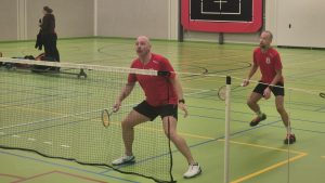 Badmintonners Zeemacht onderuit tegen koploper