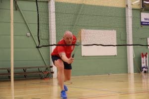 Badmintonners Zeemacht doen goede zaken tegen concurrent