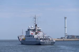 Zr.Ms. Snellius naar Oostzee in strijd tegen hybride oorlogsvoering