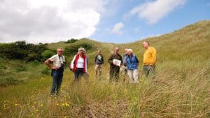 Struinen door de duinen van het Zwanenwater