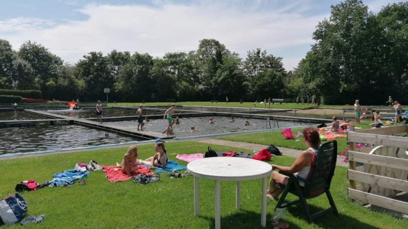 Brandweer bij afsluiting zwemseizoen