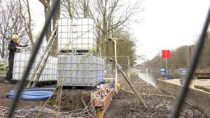 Unieke ‘bezwijkproef’ in Middenmeer van start (video)