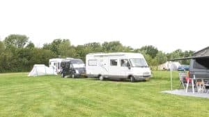Douches en toiletten weer open op de camping (video)