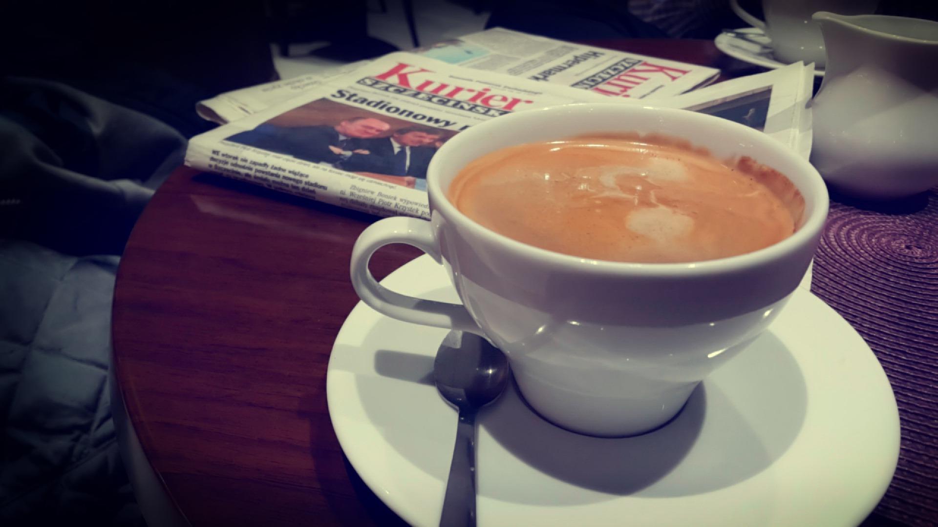 Koffie met een krantje in School 7