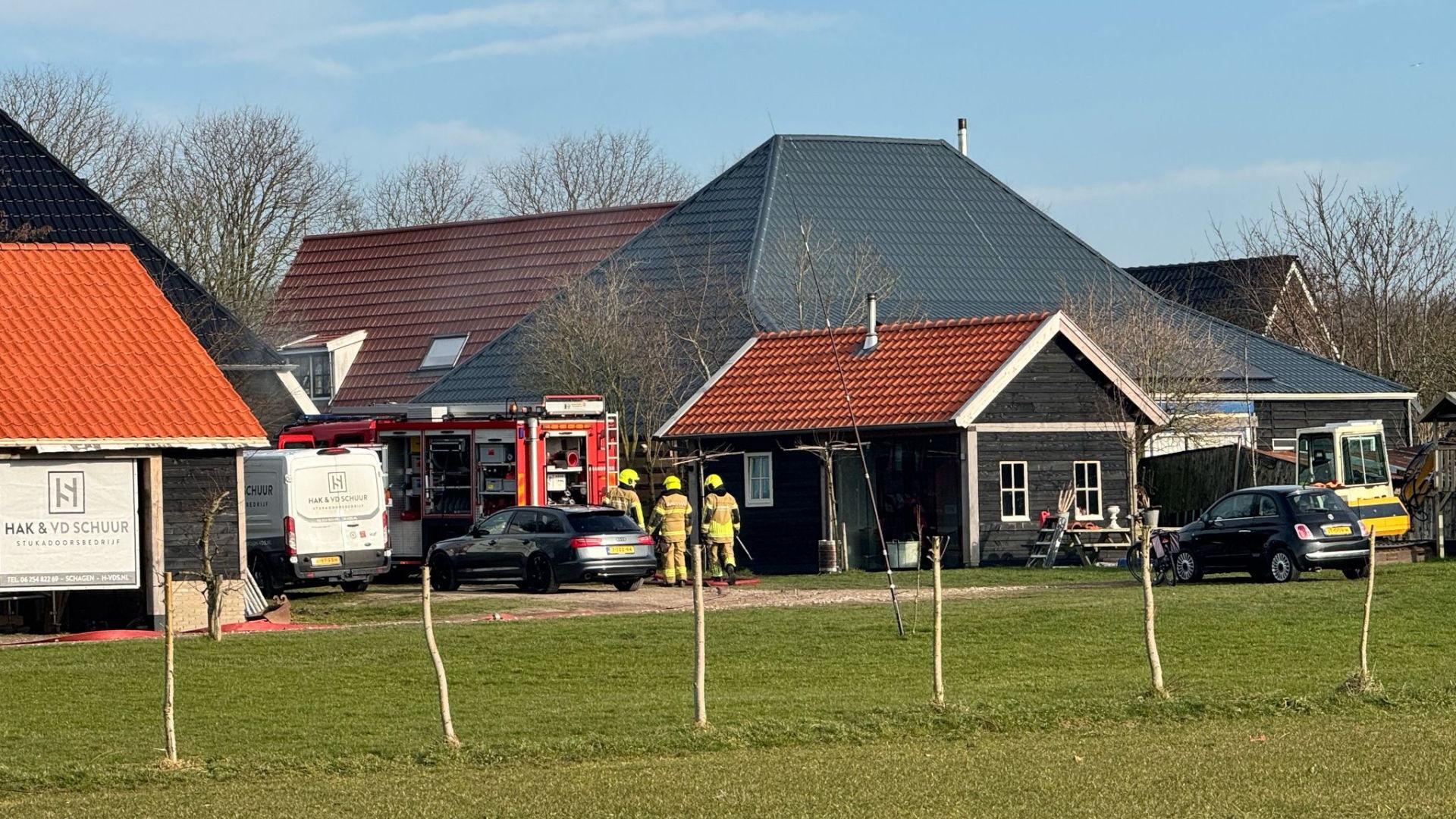 Brand in boerderijwoning Den Oever