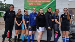 FC Den Helder start dit seizoen met een vrouwenteam