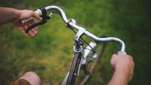 Strenge controle op (brom)fietsen waar dat niet mag