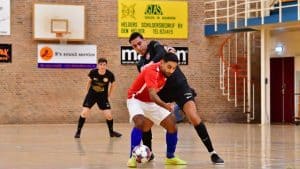 Zeemacht wint derby