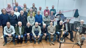 Wieringse muziekgroep ‘De gesmeerde kelen’ treedt op in Anna Paulowna