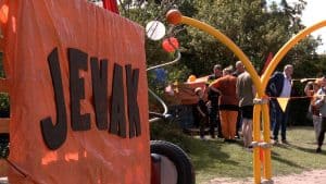 Huttendorp Elto aan strenge inspectie onderworpen (video)