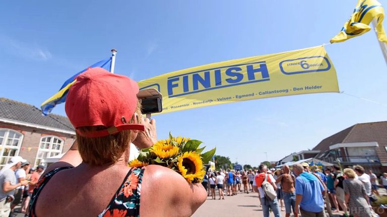 Regio Noordkop weer live bij intocht Strand6Daagse