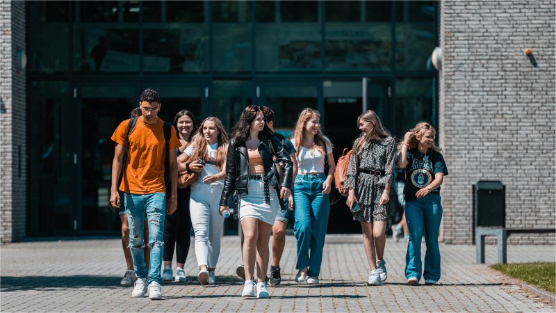Jongeren HK snuffelen aan lokale politiek