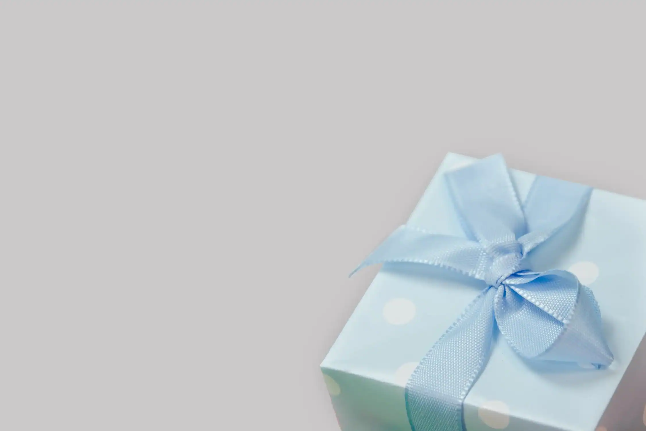 Openbaar giftenregister raadsleden niet bijgehouden en geschrapt