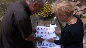 Dankzij leerlingen Wiringherlant wappert er eindelijk een vlag bij Kunsttuin Winkel (video)